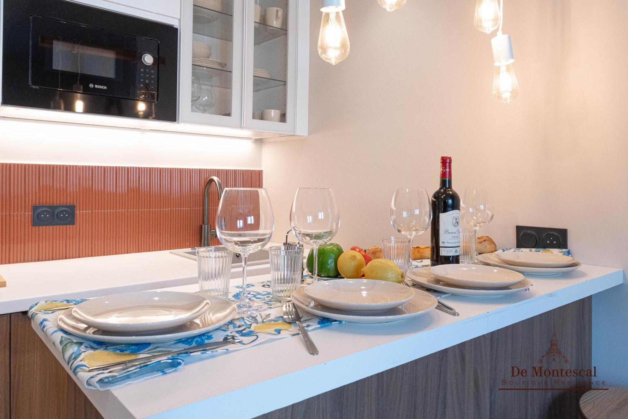 Appartement De Montescal Montparnasse Ac In A Prime Location 22 -36m2 Paris