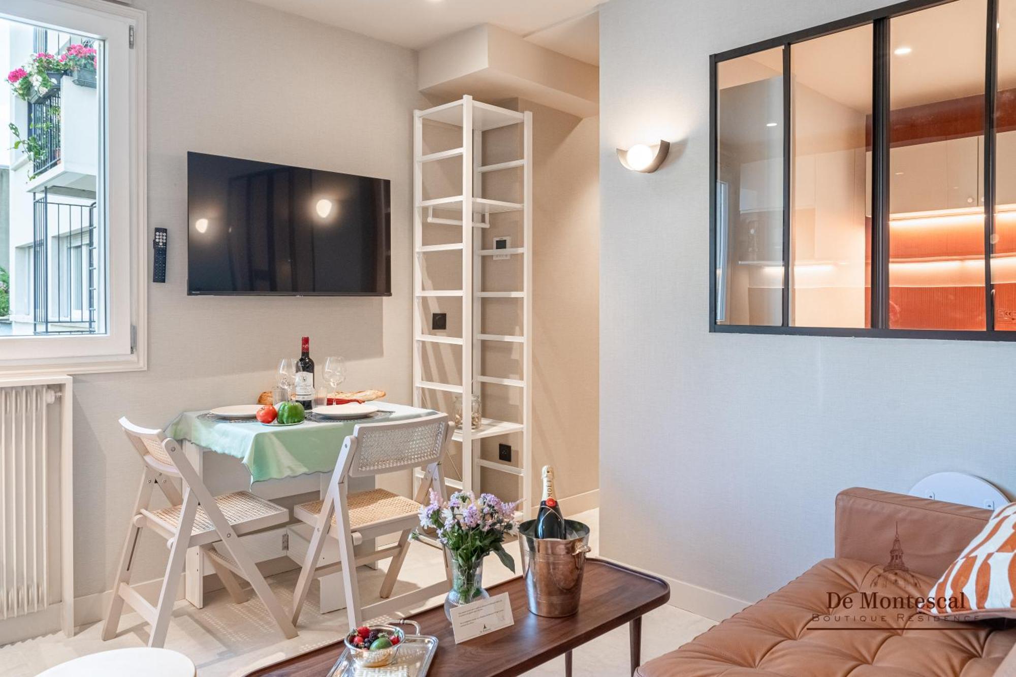 Appartement De Montescal Montparnasse Ac In A Prime Location 22 -36m2