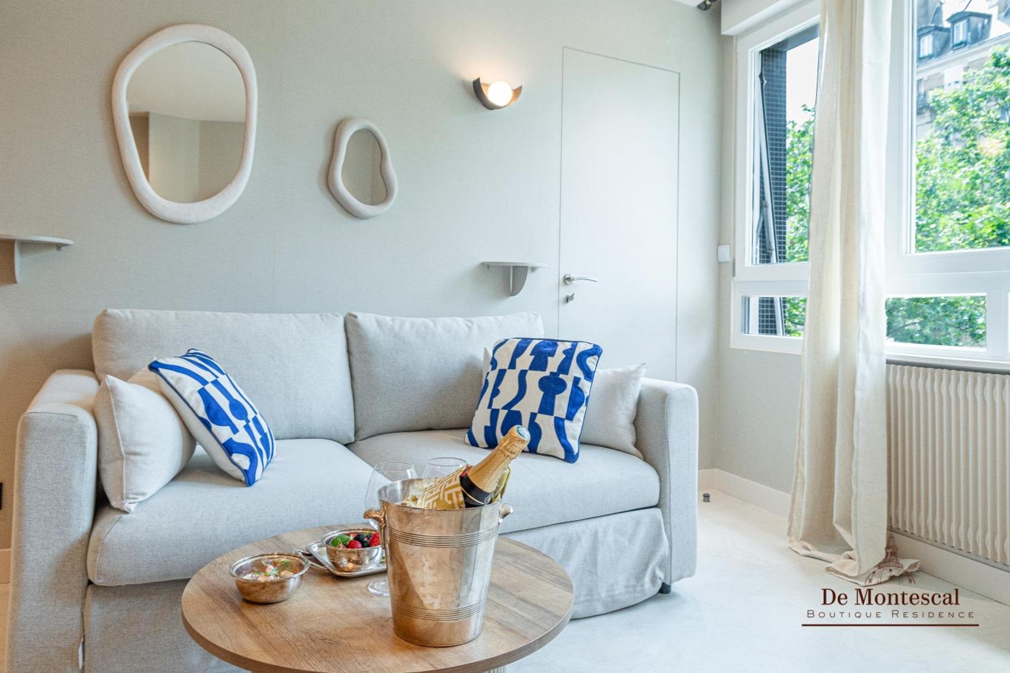 De Montescal Montparnasse Ac In A Prime Location 22 -36m2 Appartement *